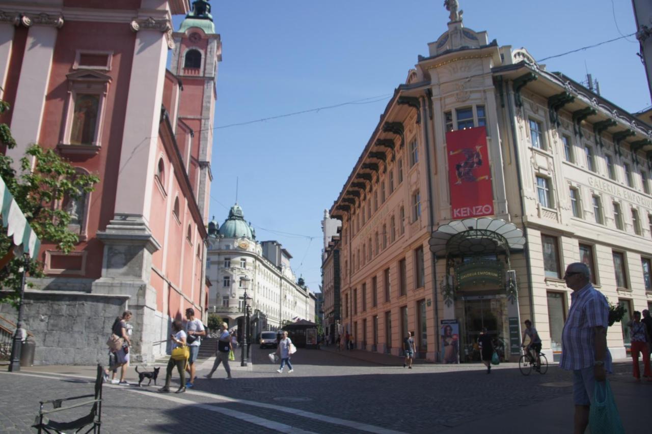 Bit Apartments Ljubljana Buitenkant foto